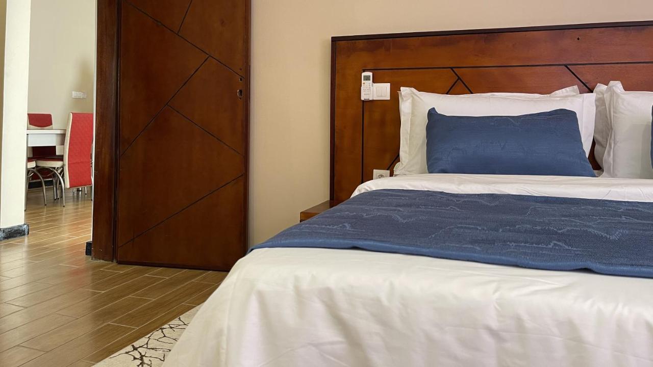 Sky Kenako Hotel Kribi Exterior foto