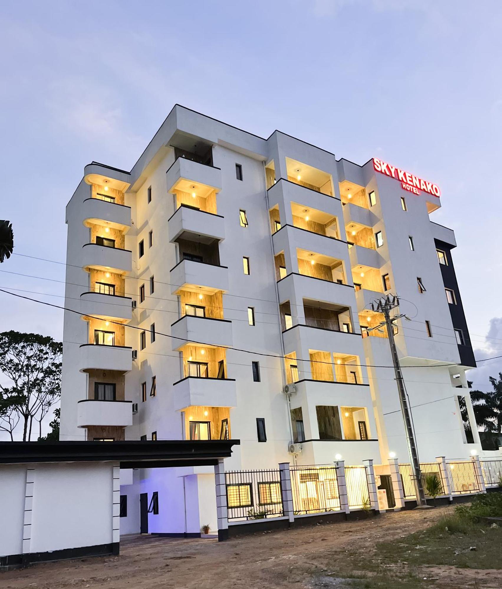 Sky Kenako Hotel Kribi Exterior foto